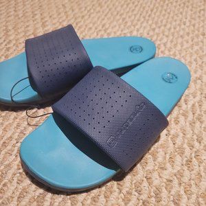 Womens outbound sandles